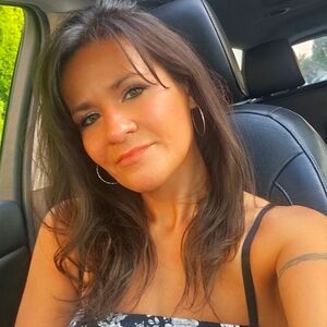 Meet your Posher, Kendra